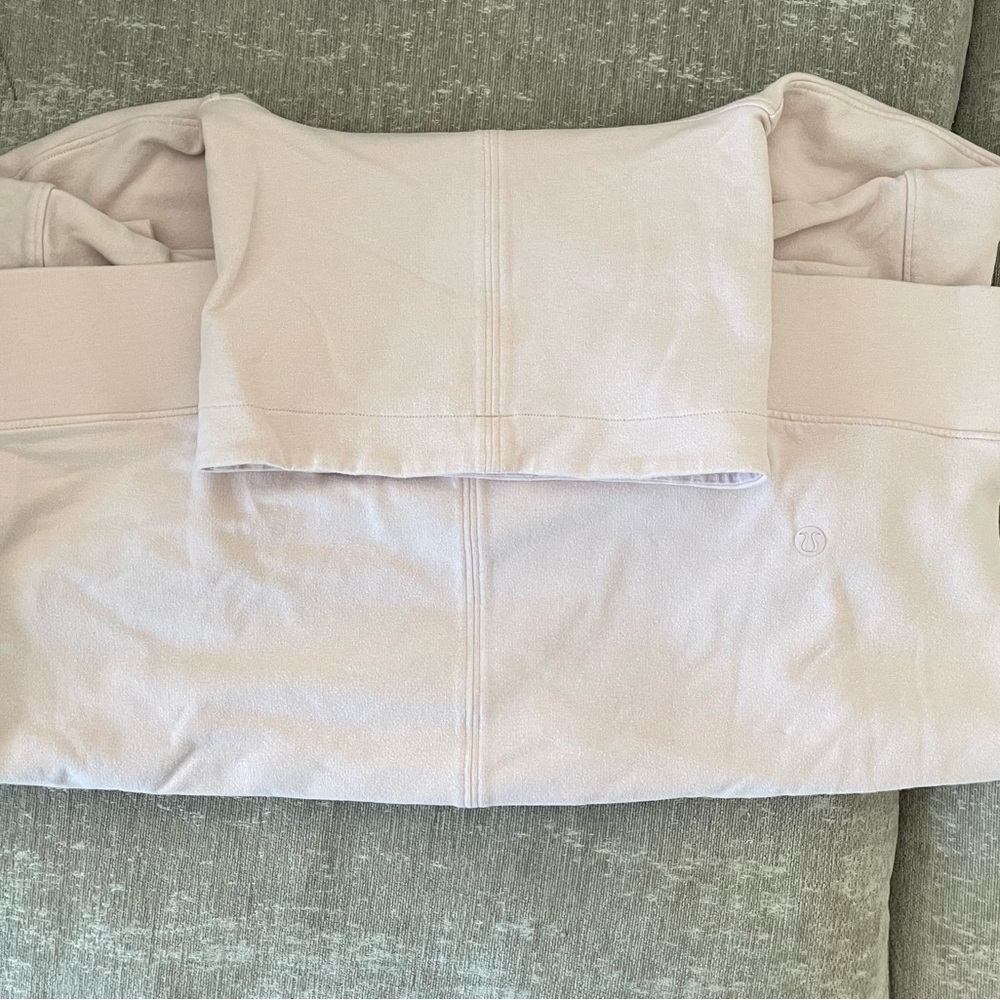 Lululemon top